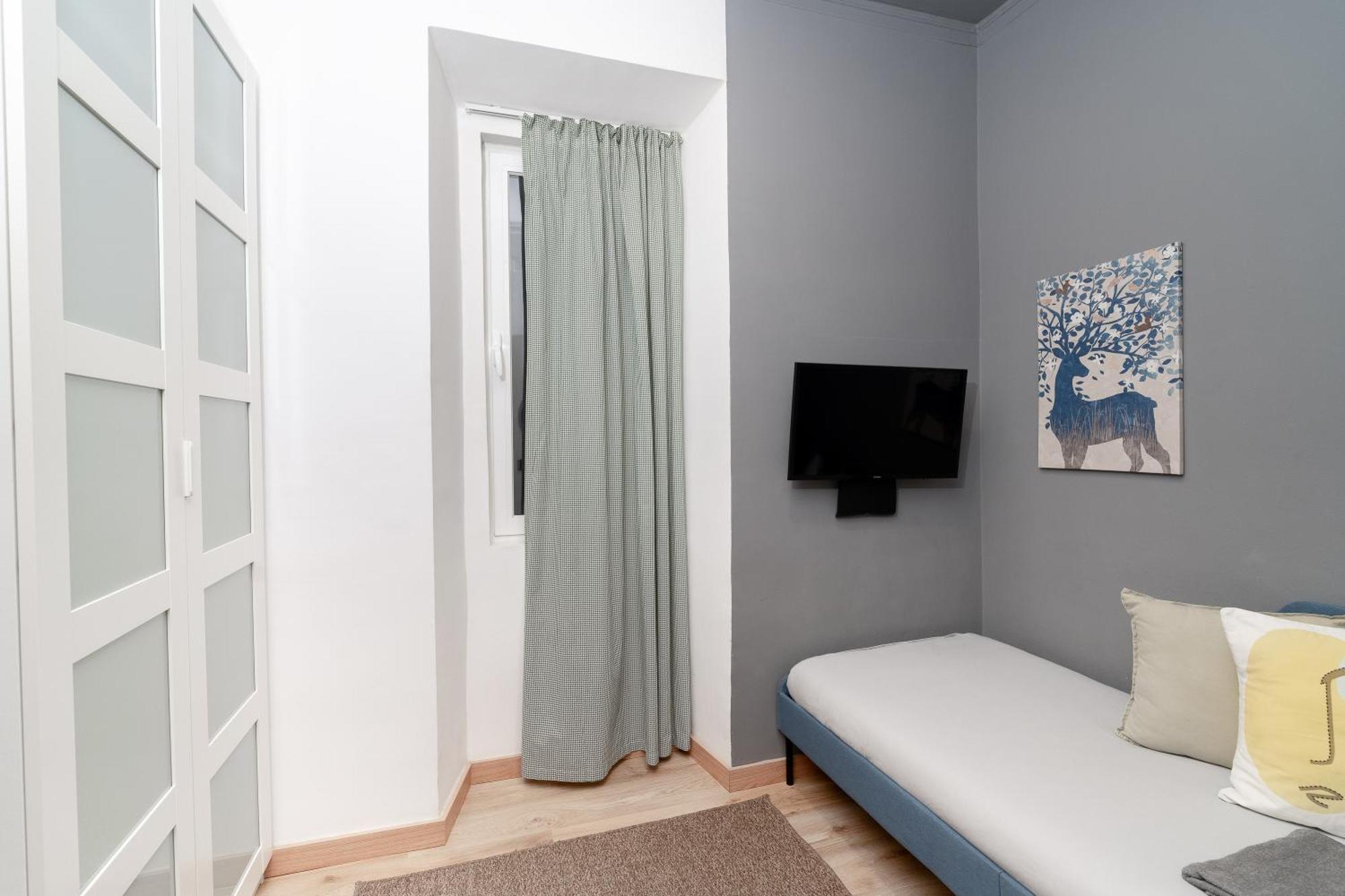 Hostel Crespo Лиссабон Экстерьер фото